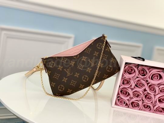 LV Wallets 26